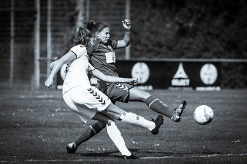 Bild 1787 - F SV Henstedt Ulzburg II - SSC Hagen Ahrensburg : Ergebnis: 0:4